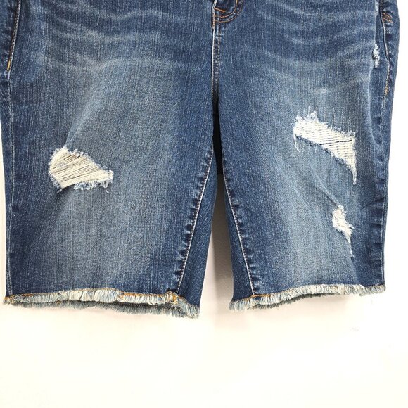 NWT Torrid Distressed Raw Hem Bermuda Jean Shorts Women's Plus Size 16 - Picture 2 of 10